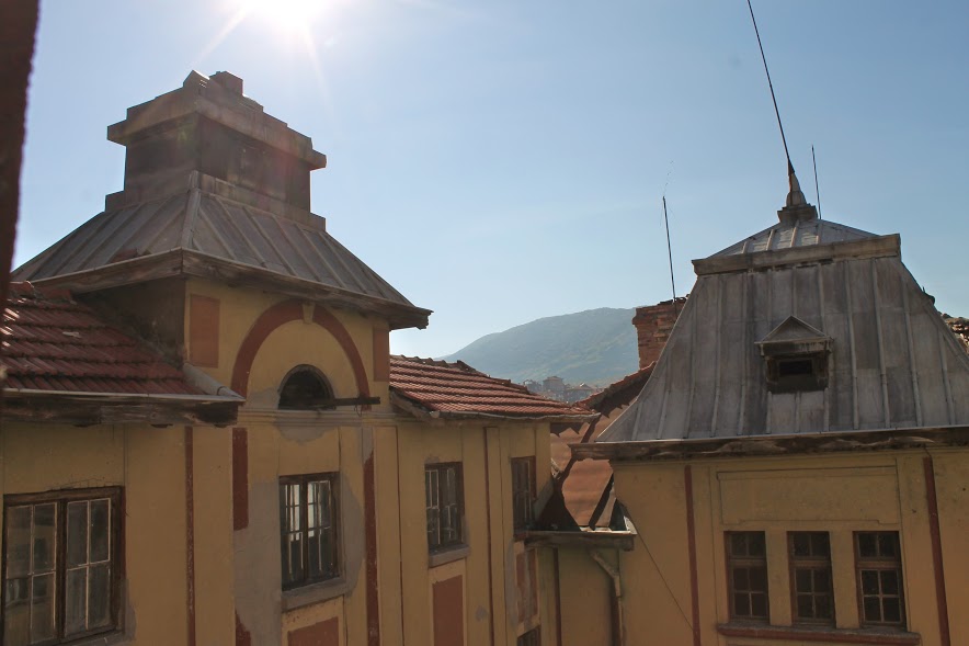Асеновградското Училище по тютюна и общежитието към него – създаване